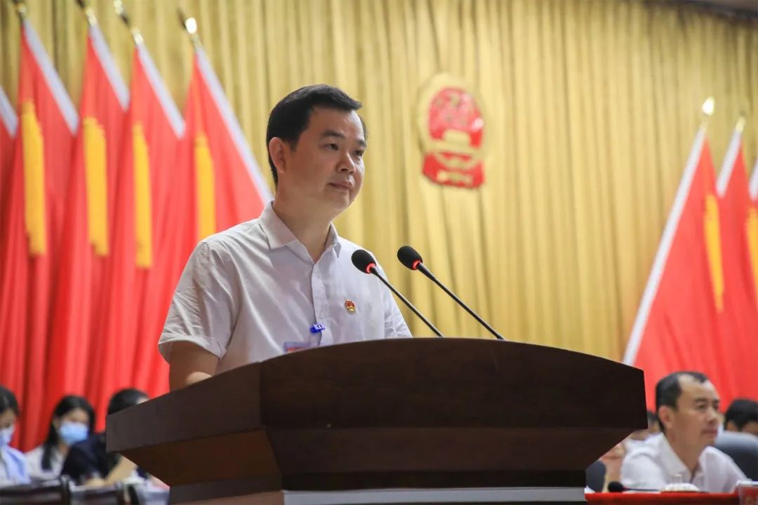 68686868何德波在会上指出,2022年要聚焦产业